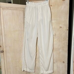 White Sand Pull On Pants 100% Lyocell Made In Italy Coastal Boho Size 44/US 8